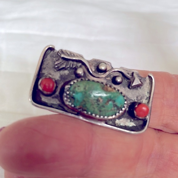Vintage 70’s Native American Coral green turquoise and sterling silver unique… - Picture 3 of 6